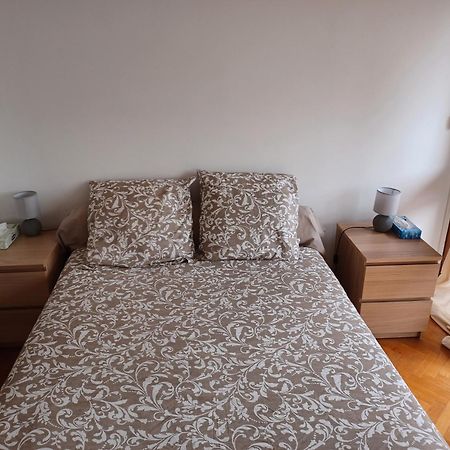 Chambre Double Proche Stade Velodrome Marseilles Buitenkant foto